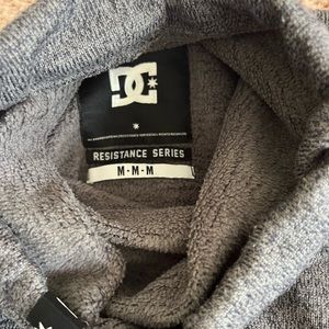 DC high neck sweatshirt size m